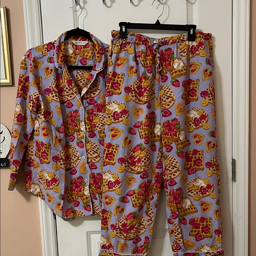 Anthropologie Print Fresh waffles and strawberries Pajama Set. Organic cotton.